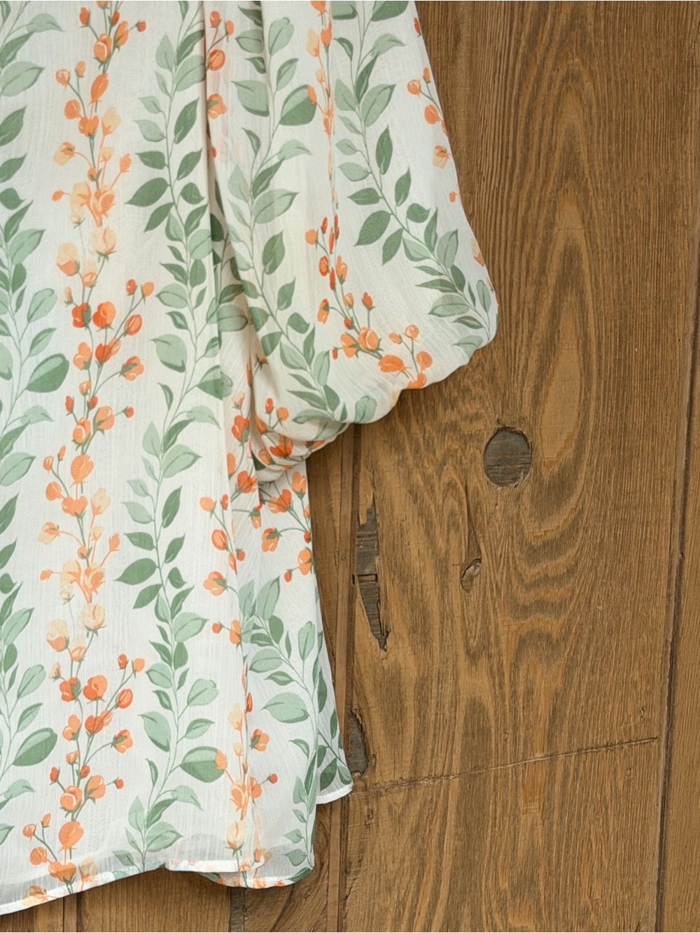 Square-Neck Puff-Sleeve Blouse in White‎ with Orange Floral & Green Leaves - Picture 5 of 6